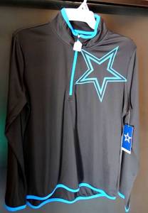 lot 108 image: DALLAS COWBOYS - BEAUTIFUL WOMENS PULLOVER - SIZE 2XL W TAGS