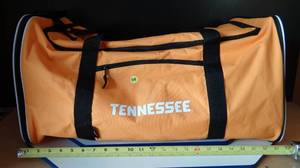 lot 208 image: LARGE TENNESSEE VOLUNTEERS EQUIPMENT BAG