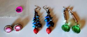 lot 232 image: ASSORTMENT OF EARRINGS AS SHOWN