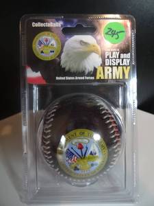 lot 245 image: COLLECTaBALLS - US ARMY THEMED DISPLAY BALL - NIP