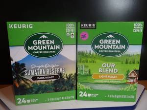 lot 265 image: GREEN MOUNTAIN COFFEE (KEURIG PODS) X 2 - OUR BLEND LIGHT ROAST & SUMATRA BLEND - 24 COUNT EACH