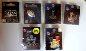 lot 299 image: OFFICIAL DALLAS COWBOY RELATED NFL PINS AS SHOWN - NIP
