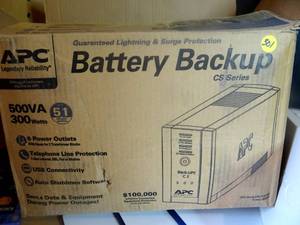 lot 301 image: APC Battery Backup BK500 Back-UPS 500 System 500 VA 300 Watts - Unused in Box - POWERS ON