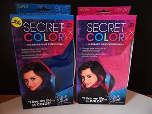 lot 306 image: SECRET COLOR HAIR EXTENSIONS - BLUE AND PINK - NEW IN BOX