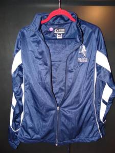 lot 313 image: WOMENS TRACK SUIT - JACKET & MATCHING PANTS - ENBROIDER SAINTS TENNIS LOGO - SIZE LARGE
