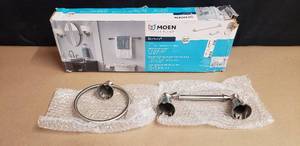lot 73 image: Moen Banbury 3 Piece Bath Accessory Kit