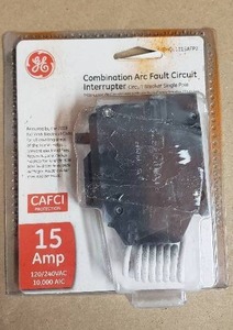 lot 103 image: GE Combination Arc Fault Circuit Interrupter
