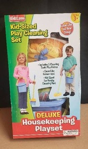 lot 139 image: KidzLane Kid-Sized Play Cleaning Set