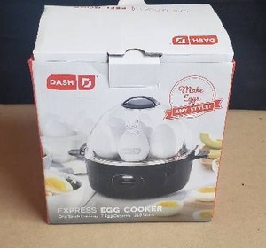lot 151 image: Dash Rapid Egg Cooker