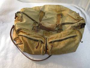 lot 112 image: VINTAGE-Colombian Bags Co, Leather Duffel Bag, With Shoulder Strap.