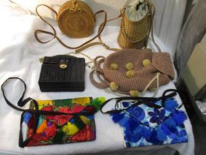 lot 113 image: 6-Handbags  Purses.. Zara Woman, Tommy Bahama, Pull & Bear,