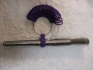 lot 127 image: Fashion Jewelry Tools Set Ring Size Mandrel Stick Finger Gauge Ring Sizer Measuring Tool