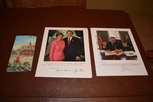 lot 24 image: Photograph Prints with George and Laura Bush and Patriotic Song Pamphlet