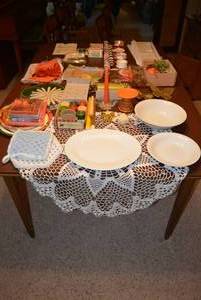 lot 29 image: Contents on Table Table Decorations and Candles, Wrapping paper and Ribbons