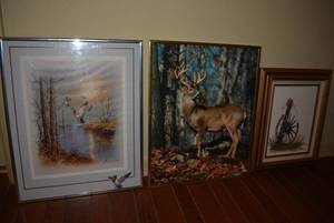 lot 92 image: Wall Art, 3 Total, see Pictures