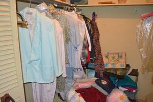 lot 102 image: Ladies Clothes, Dressy and Casual