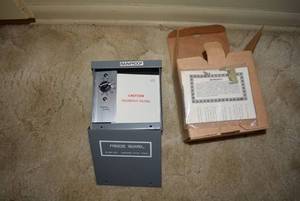 lot 105 image: Freeze Guard 220 Volt for Pool, still in Box