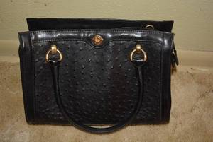 lot 117 image: Ostrich Leather BagPurse Please Preview