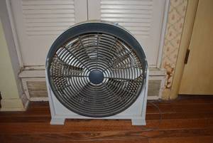 lot 145 image: Lakewood Kool Operator Floor Fan