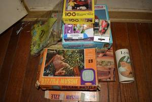 lot 155 image: Variety of Jigsaw Puzzles