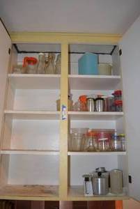 lot 167 image: Misc. Kitchen Jars and Containers, measuring cups