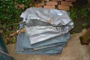 lot 284 image: Tarps