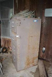 lot 279 image: 4-Drawer File Cabinet and Hoses