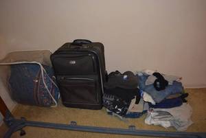 lot 263 image: Palm Springs Ricardo Beverly Hills Suitcase, Comforter, Mens Clothes