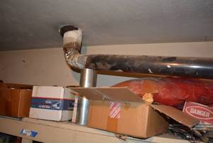 lot 302 image: Top Shelf Cans of Freon, Misc. Valves and Tubes