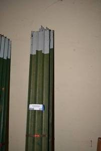lot 317 image: 2 Sets of 6 Foot T Bars still in Bands unused