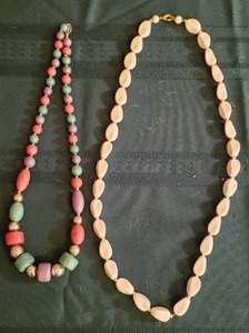lot 51 image: Plastic Beaded Necklaces