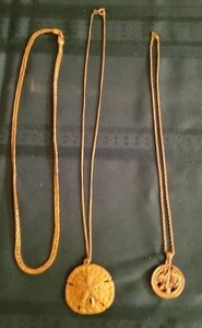 lot 53 image: Family Tree Gemstone Necklace, Golden Sand Dollar Pendant Necklace, Woven Gold Chain Necklace
