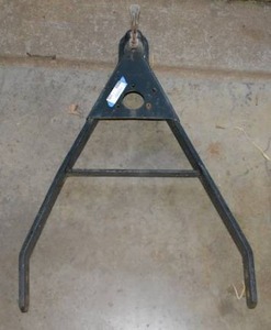 lot 355 image: Trailer Tongue Tow Mount, Model 33305