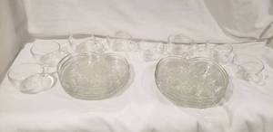lot 218 image: 8 Place Setting of Apple Design Luncheon Set