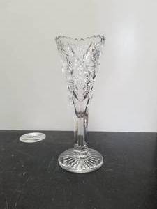 lot 18 image: Lead crystal vase