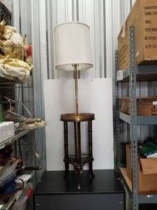lot 215 image: Floor Lamp