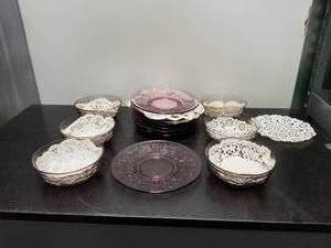 lot 118 image: Household items
