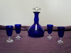 lot 155 image: Household items