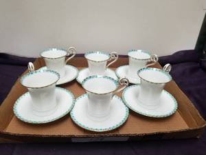 lot 174 image: Collectable Tea Cups