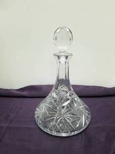 lot 175 image: Household items