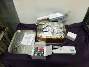 lot 200 image: Household items