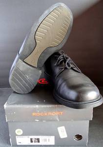 lot 49 image: ROCKPORT - MENS MARGIN BLACK SHOES - SIZE 9 12