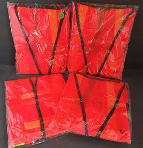 lot 53 image: LOT OF 4 ORANGE SAFTEY VEST W REFLECTORS