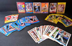 lot 80 image: LOT OF BASEBALL CARDS AS SHOWN - TOPPS , SCORE, & DONRUSS