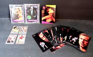 lot 84 image: ASSORTED LOT OF VARIUS CARDS INCLUDING TOPPS MINI BASEBALL