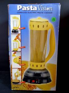 lot 86 image: Koolatron 1.5L Pasta Vision Pasta Maker - PV-100Y - NIB