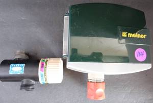 lot 104 image: MELNOR WATER TIMER  AND GARDEN BASICS  FLOW