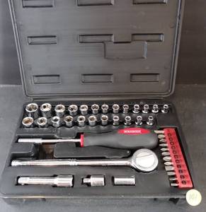 lot 141 image: DURABUILT 42 PIECE SOCKET & SCREW BIT SET IN HARD CASE