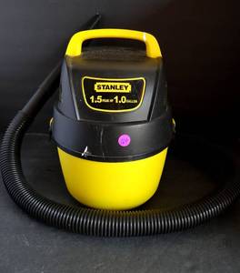 lot 164 image: STANLEY SHOP VAC - 1.5 PEAK HP  1 GALLON VOLUME