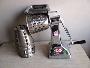 lot 249 image: VERY NICE - Vintage Health Craft Salad Machine Food Processor Chopper Shredder